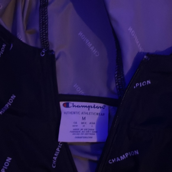 Champion windbreaker mens. - Picture 2 of 5